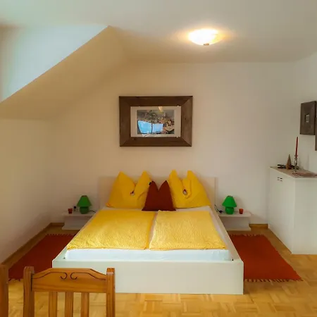 Ferienwohnung Nahe Fuschlsee, Appartement Hof bei Salzburg